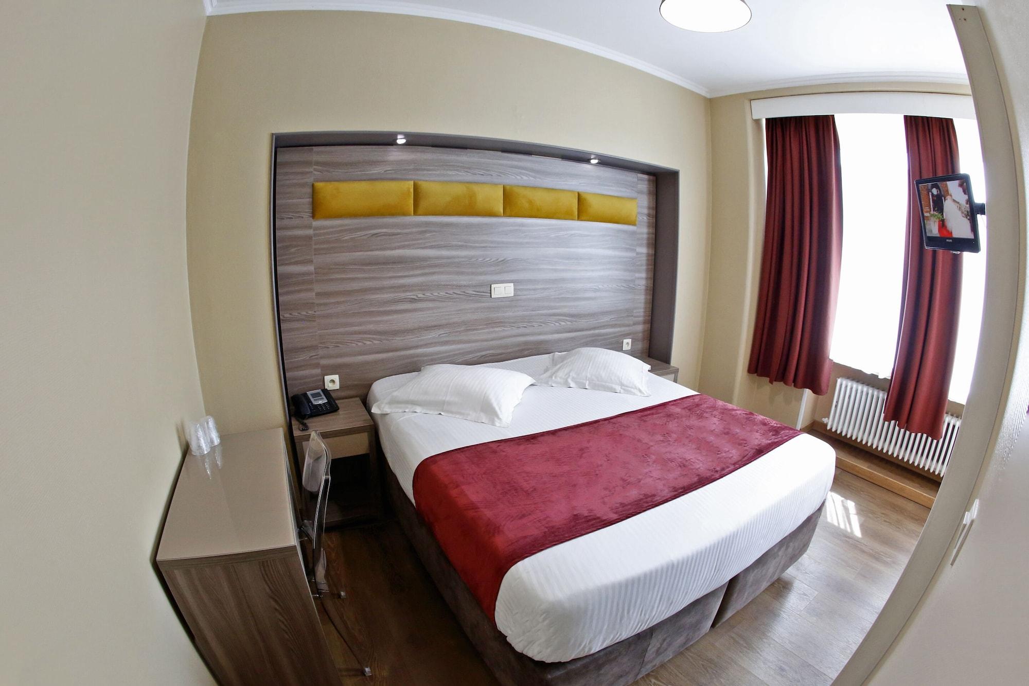 Hotel De France Saint-Gilles Ngoại thất bức ảnh
