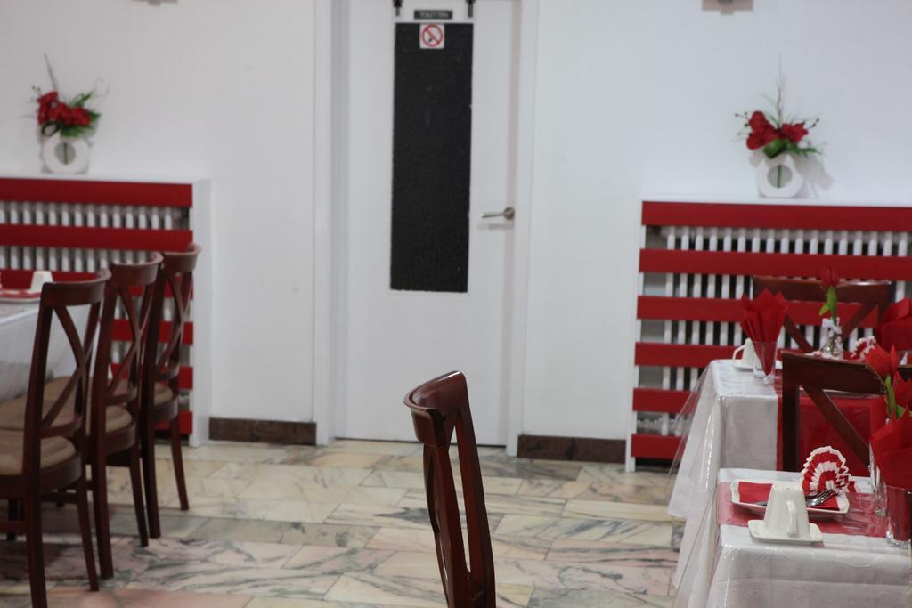 Hotel De France Saint-Gilles Ngoại thất bức ảnh