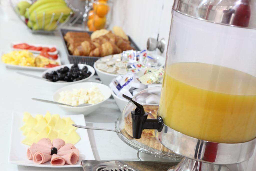 Hotel De France Saint-Gilles Ngoại thất bức ảnh