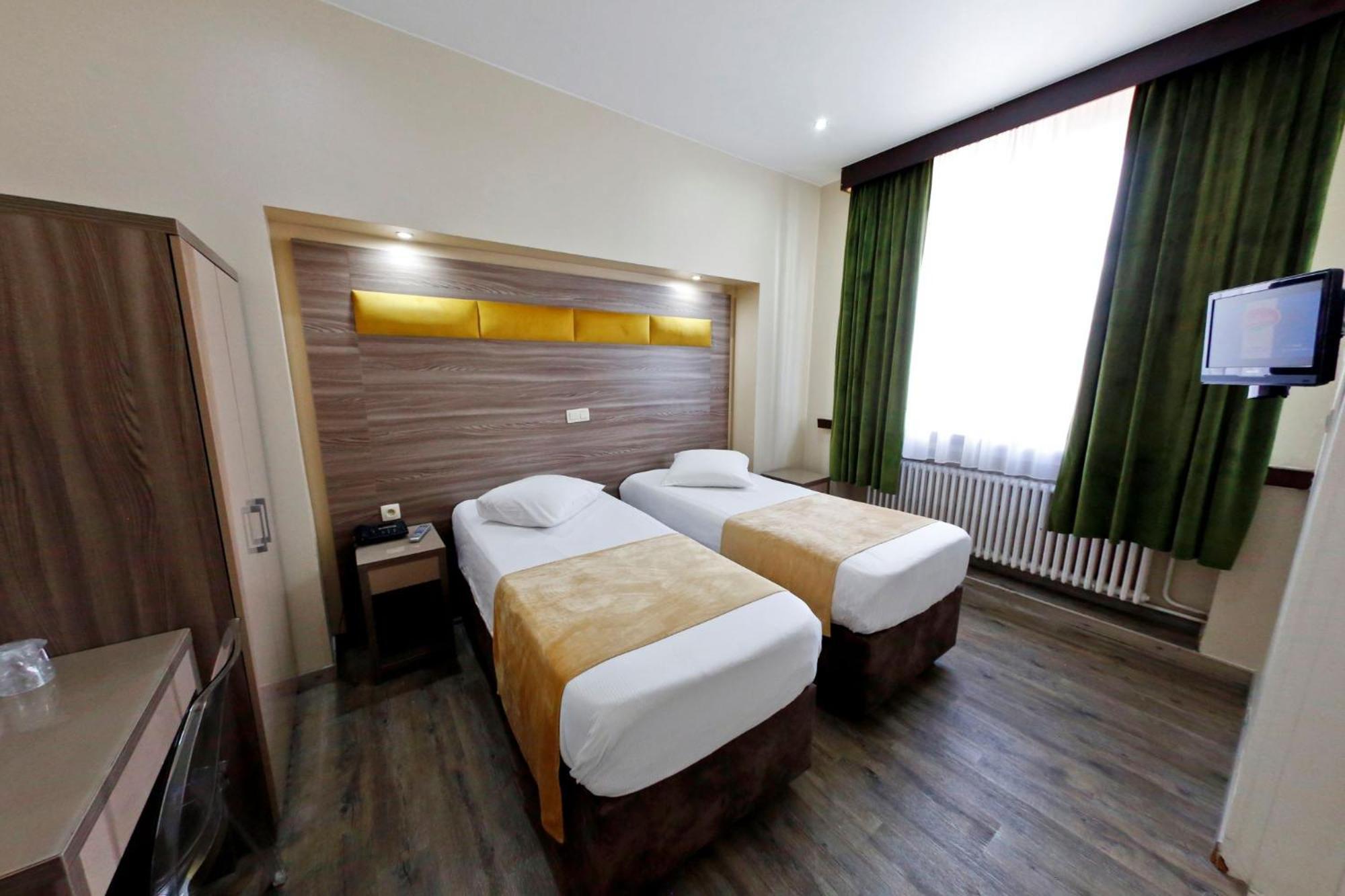 Hotel De France Saint-Gilles Ngoại thất bức ảnh